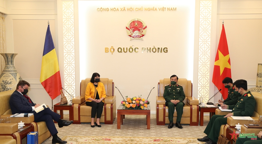 Vietnam, Romania promote defense cooperation